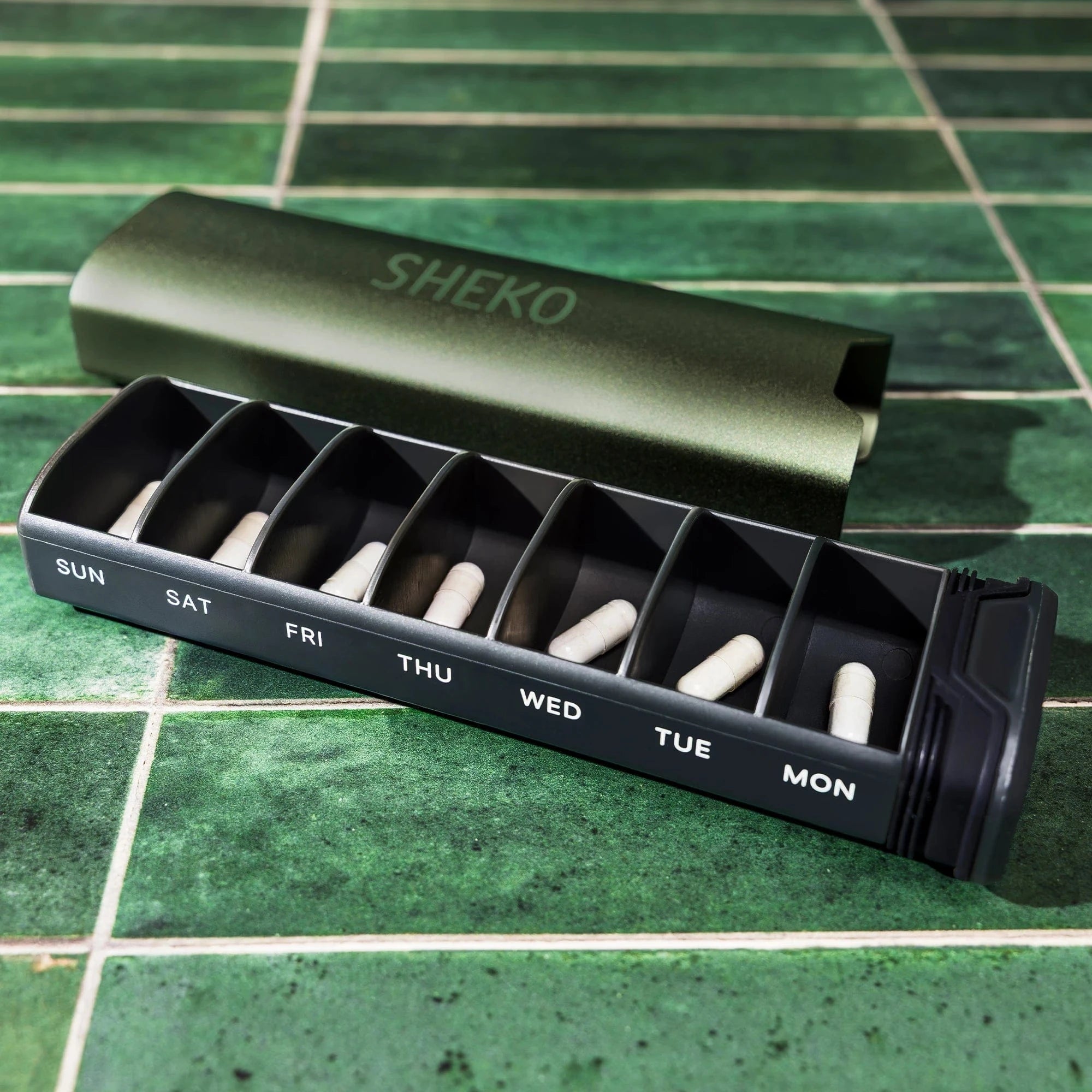 sheko-supplement-organiser-7-tage-aus-aluminium image 3
